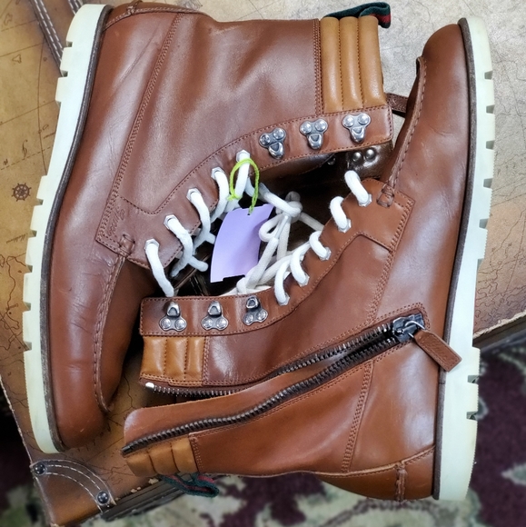 Gucci - Picture 15 of 16